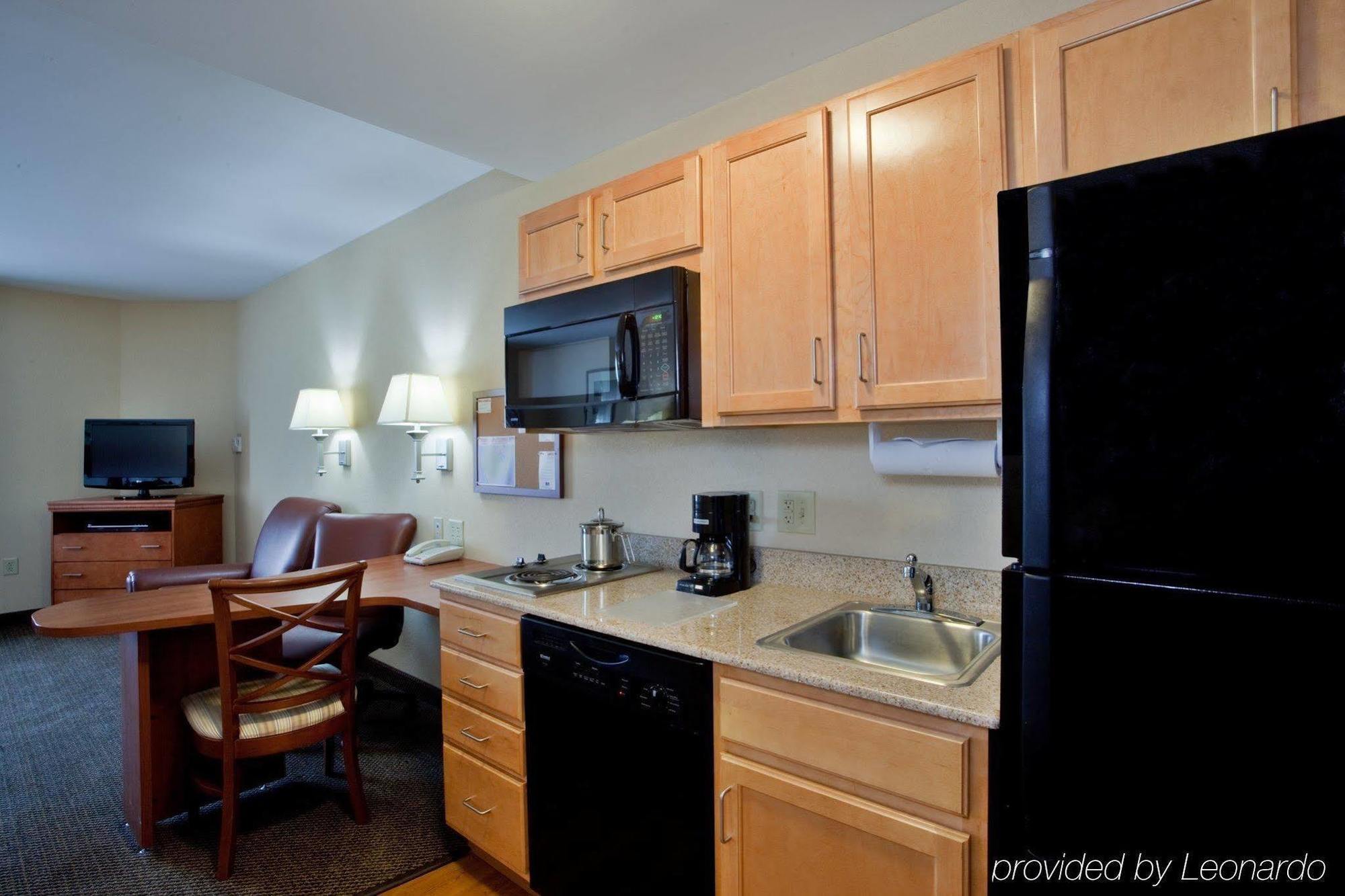 Candlewood Suites Norfolk Airport By Ihg Room photo