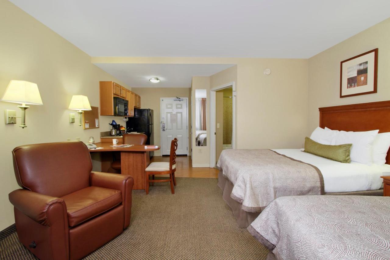 Candlewood Suites Norfolk Airport By Ihg Exterior photo
